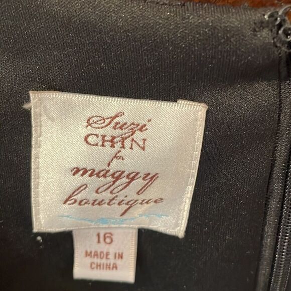 Suzi Chin for Maggy Boutique black v neck dress - Picture 3 of 6